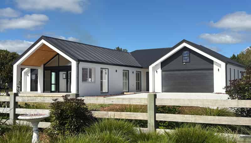 25 Awatiro Drive, Kaukapakapa