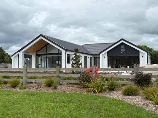 25 Awatiro Drive, Kaukapakapa