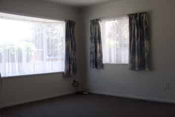 A/252 Knowles Street, Saint Albans