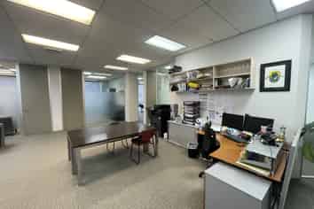 Central Manukau Ground Floor Office