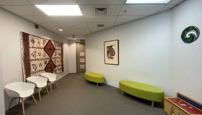 2 Osterley Way, Manukau