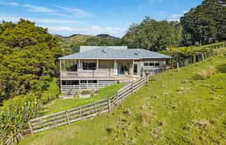 12 Rebel Lane, Whareora