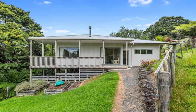 12 Rebel Lane, Whareora