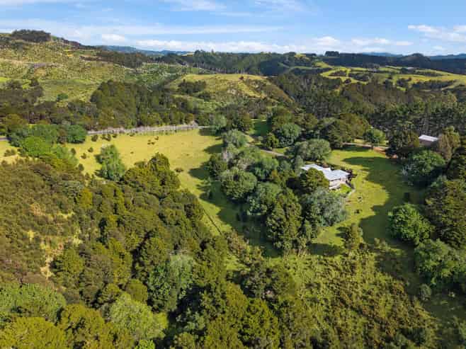 12 Rebel Lane, Whareora