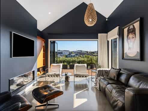 64 Riverhead Point Drive, Riverhead