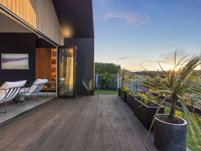 64 Riverhead Point Drive, Riverhead