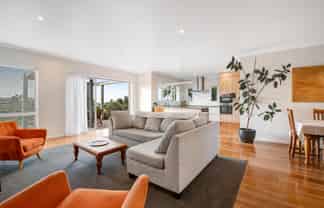 51 Balboa Drive, Matakatia