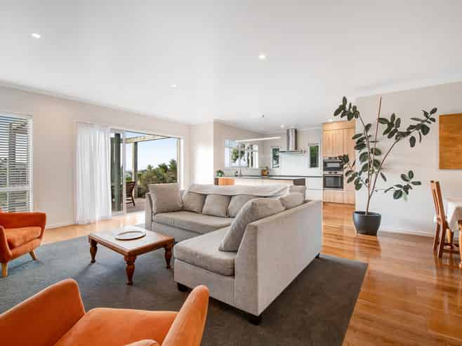 51 Balboa Drive, Matakatia