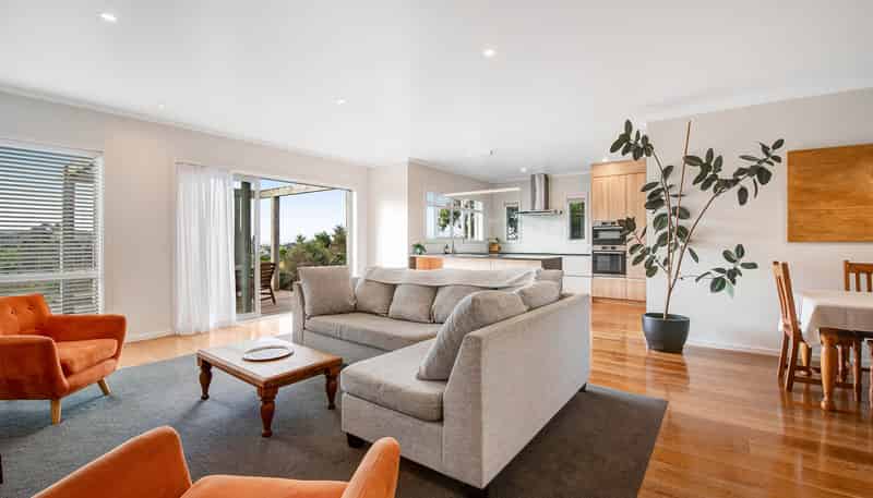 51 Balboa Drive, Matakatia