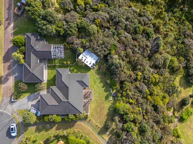 51 Balboa Drive, Matakatia