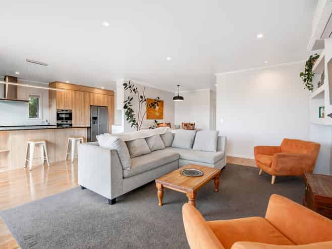 51 Balboa Drive, Matakatia