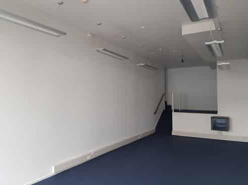 Wonderfully Presented Retail Or Office