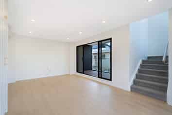 1/9 Lomond St, Takapuna