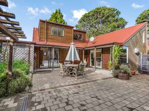 641B High Street, Boulcott