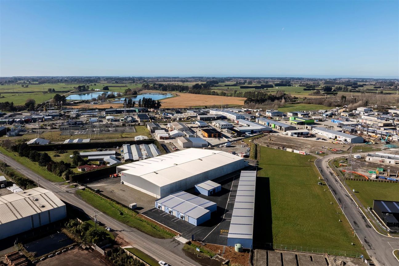 New Industrial Units-Get in Quick - Aanzicht 3