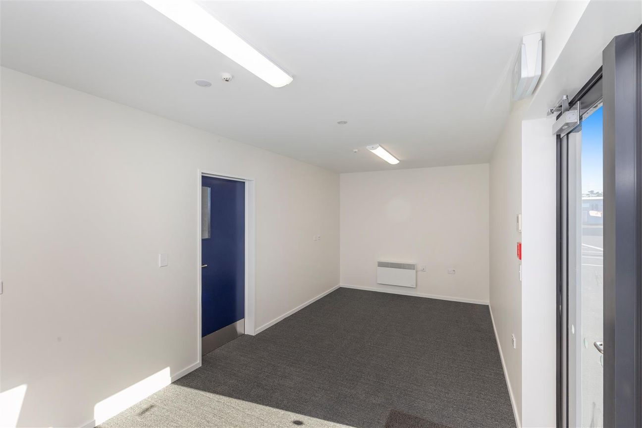 New Industrial Units-Get in Quick - Aanzicht 4