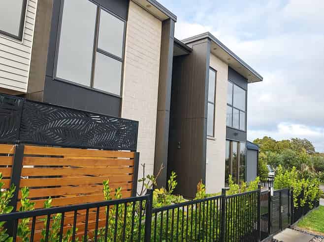 7 Meadowridge Drive, Flat Bush