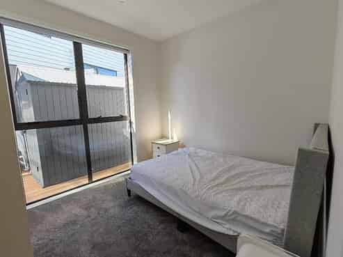 7 Meadowridge Drive, Flat Bush