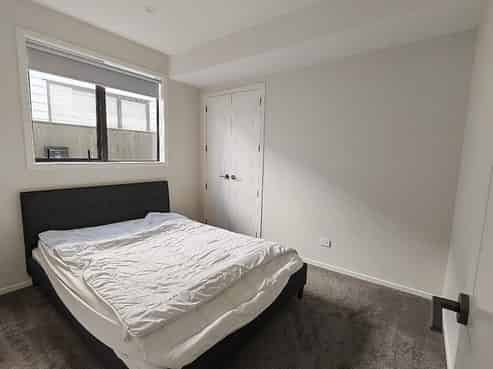 7 Meadowridge Drive, Flat Bush
