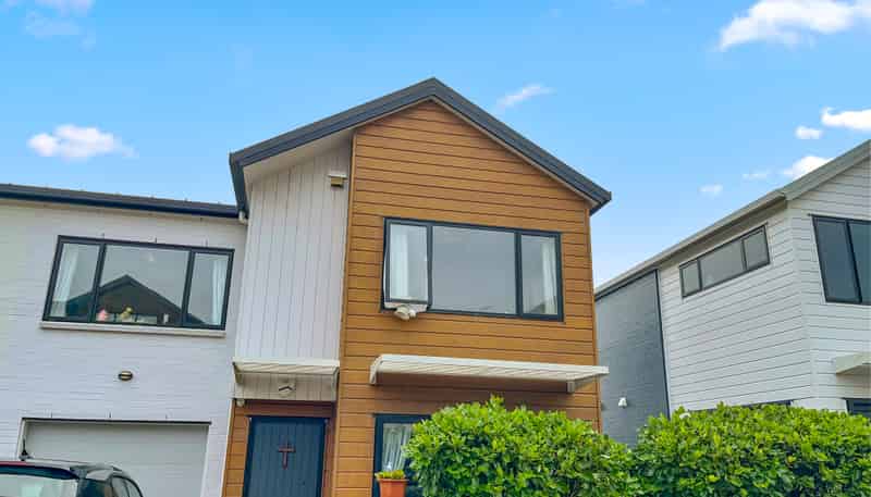 7 Seafarer Cres, Stanmore Bay