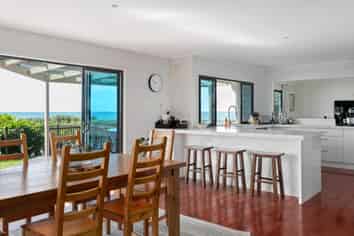 2A Lloyd George Road, WAINUI