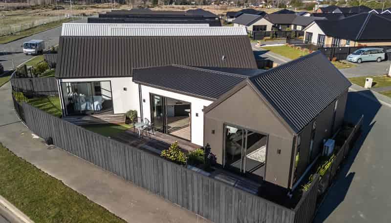 2/1 Hebe Lane, Northwood