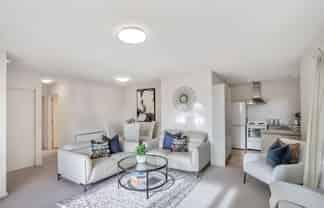 1/117 Yaldhurst Road, Sockburn