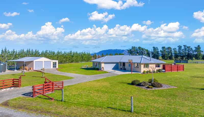 114 Purchas Road, Glasnevin