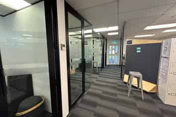 High Profile Manukau Office - Ample Carparks