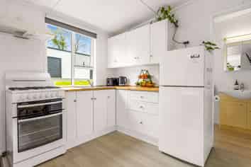211C Cable Bay Block Road, Cable Bay