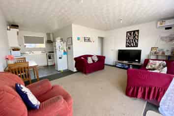2/109 Wharf road, Te Atatu Peninsula
