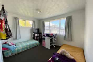 2/109 Wharf road, Te Atatu Peninsula