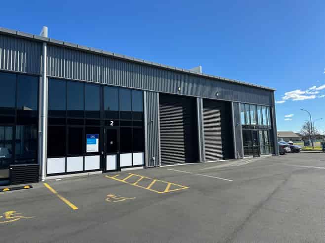 Near new, north facing unit