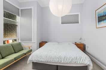 Upper unit Queens Drive, Kilbirnie