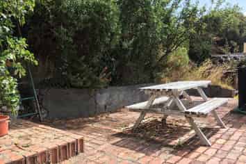 Upper unit Queens Drive, Kilbirnie