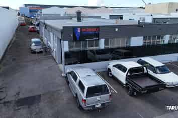 93sqm Warehouse - Small but Mighty in East Tamaki