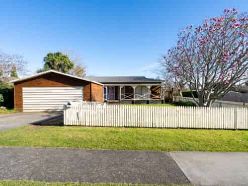 112 Sandspit Road, Waiuku