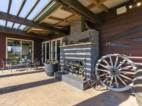 615 Wortley Road, Inglewood