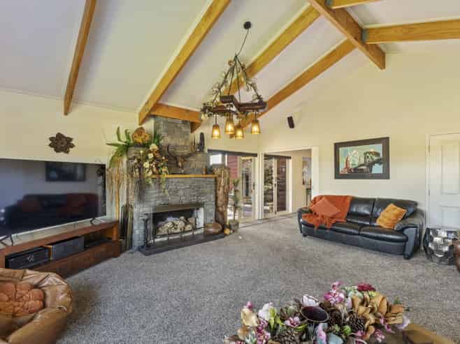 615 Wortley Road, Inglewood