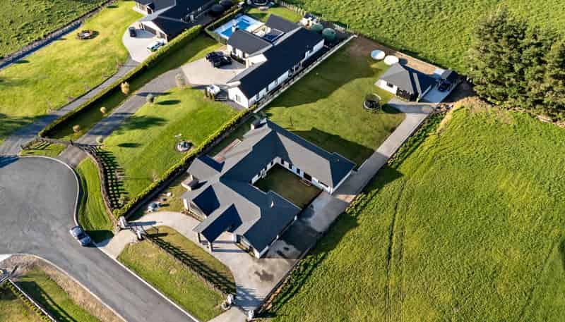 30 Karaka School Lane, Karaka