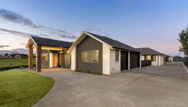 30 Karaka School Lane, Karaka