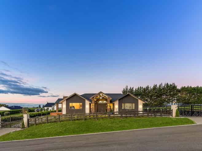 30 Karaka School Lane, Karaka