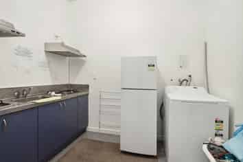 A+B/95 Felton Mathew Avenue, Saint Johns