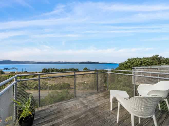 23/2 Onslow Road, Khandallah