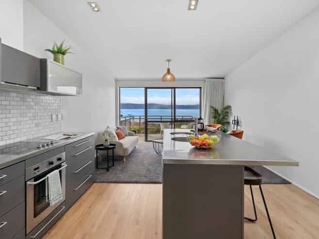 23/2 Onslow Road, Khandallah
