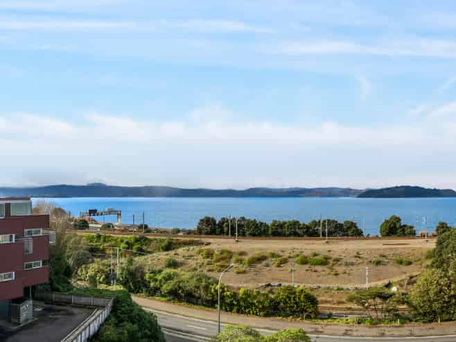 23/2 Onslow Road, Khandallah