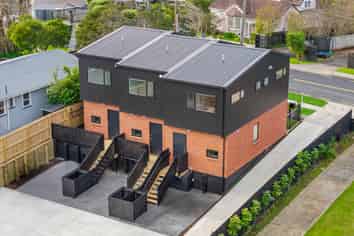 3/97 Atkinson Road, Titirangi