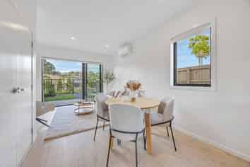 3/97 Atkinson Road, Titirangi