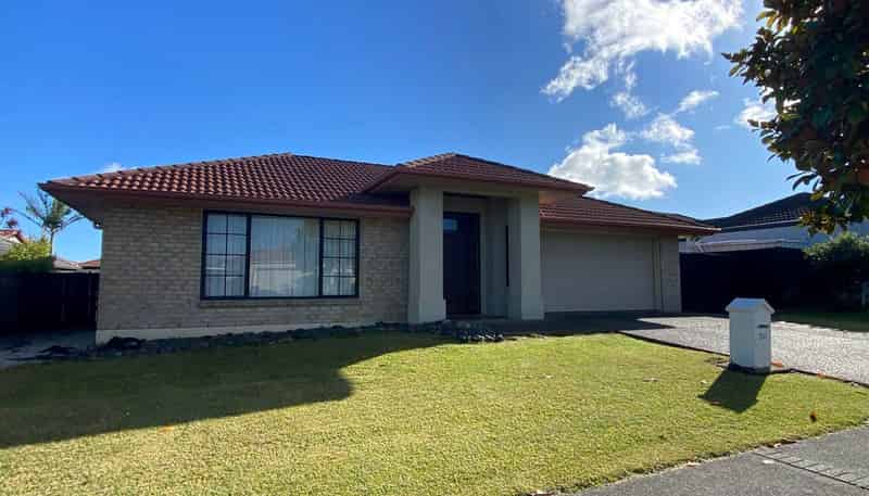 241 Kilkenny Drive, East Tamaki Heights