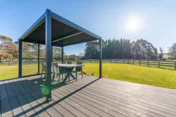84 Landsborough Road, Fairview